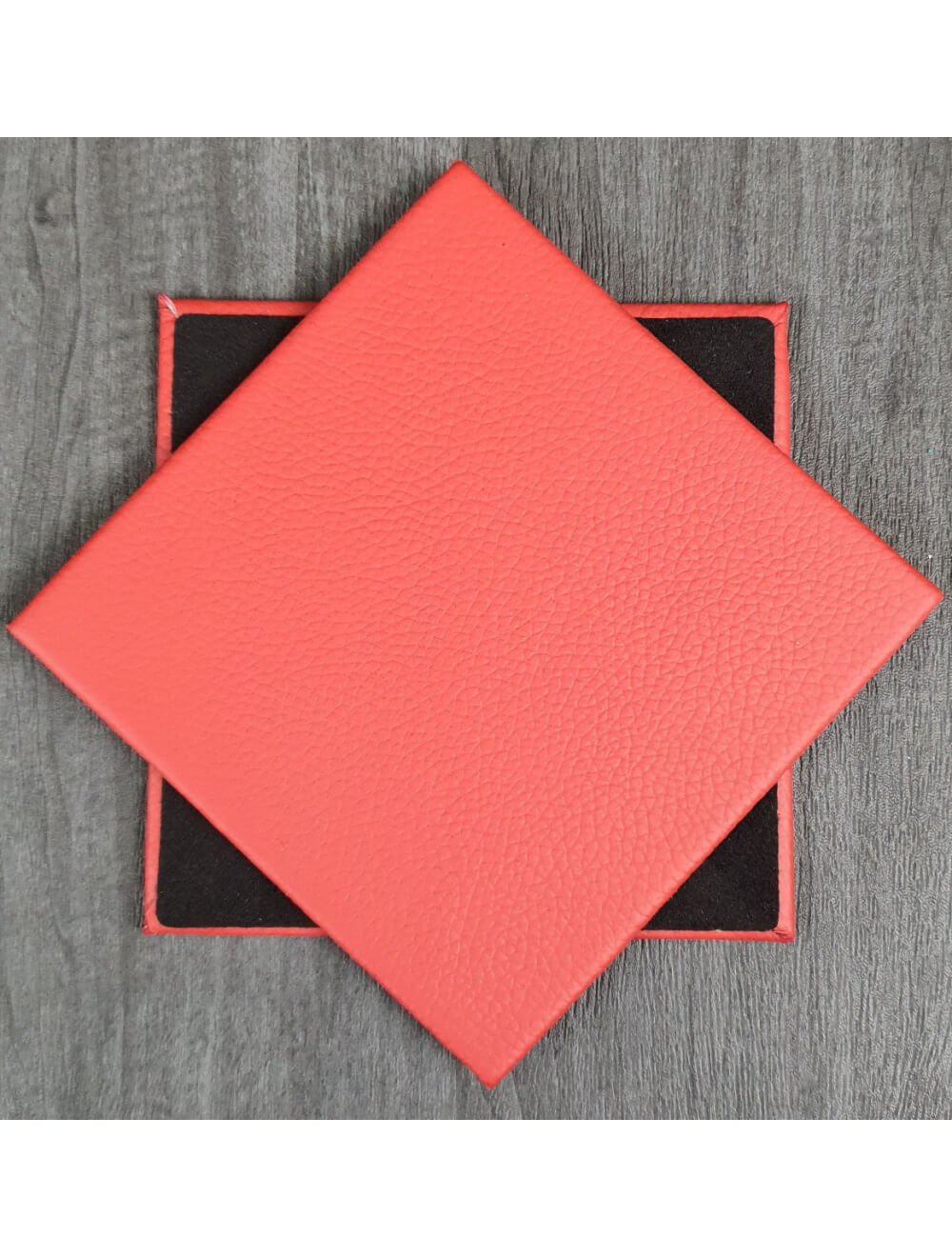 Poppy Shelly Leder Coaster- 10 cm SQ (Verkaufsartikel)